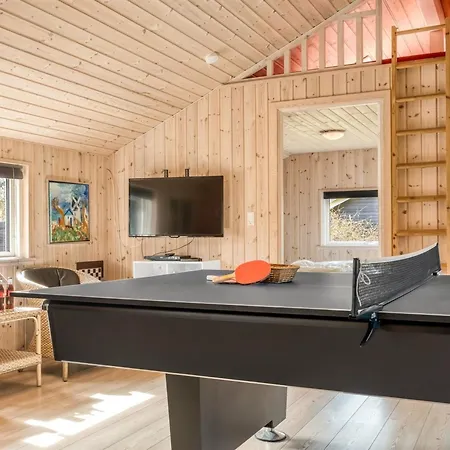 Botwith - 2-8km From The Sea By Interhome *